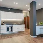 Essenza Moderna Park & Comfort Apartment *