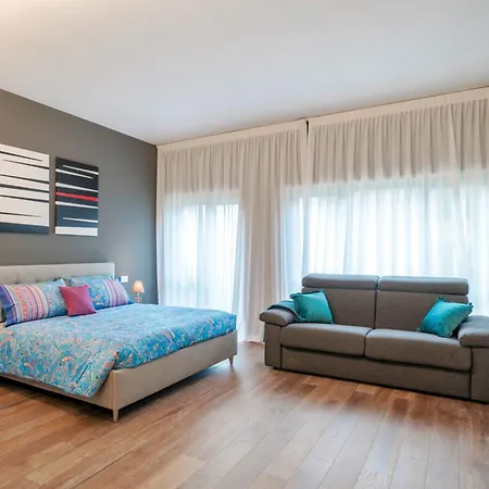 Apartment Essenza Moderna Park & Comfort *